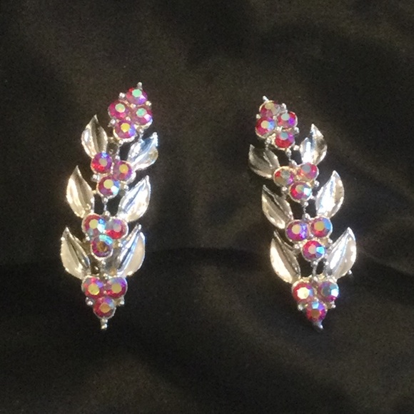 VTG Coro Borealis Clip-On Ear Climber Earrings - Picture 3 of 8